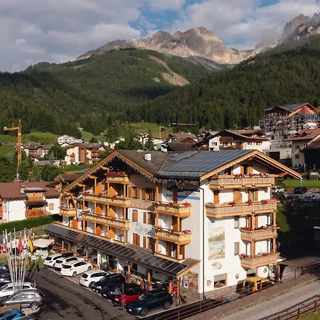 Berg Latemar Spitze Hotel