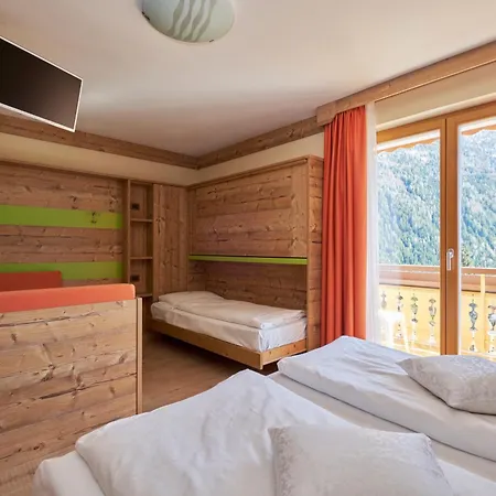 Berg Latemar Spitze Hotel 3*